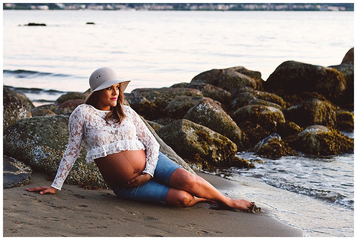 Ana & Roger | Vancouver Maternity Photographer