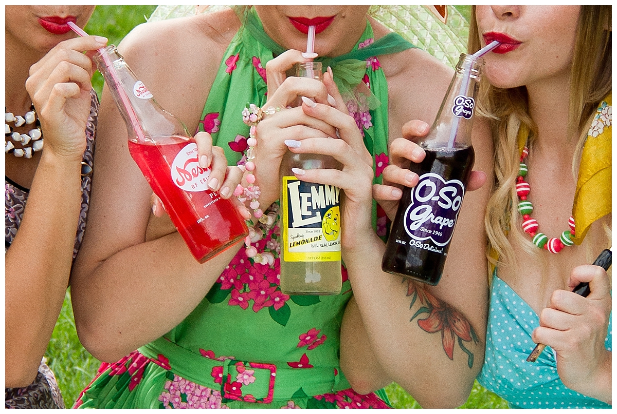 Vintage Picnic | Kelowna Portrait Photographer