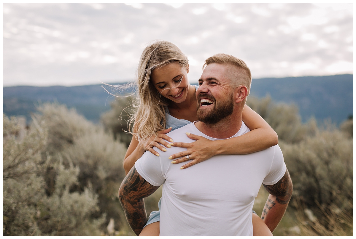 Amanda & Braden | Knox Mountain Engagement Session